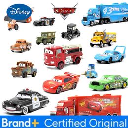 Disney 2026 Hot Disney Pixar Cars Lightning McQueen Mater 155 Metal Model Racing Car Toys Childrens Birthday NEWYEAR Gifts C2607211